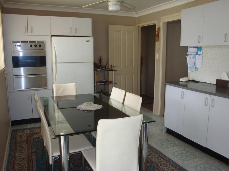 121 Mimosa Road, Bossley Park NSW 2176