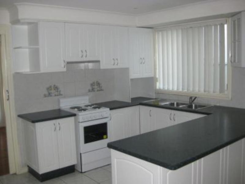 Edensor Park NSW 2176