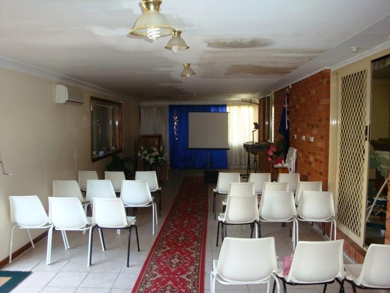 2 Rogan Crescent, Wakeley NSW 2176