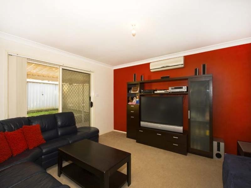 25 Tudor Crescent, Cecil Hills NSW 2171