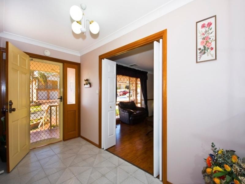 7 Mataro Close, Edensor Park NSW 2176