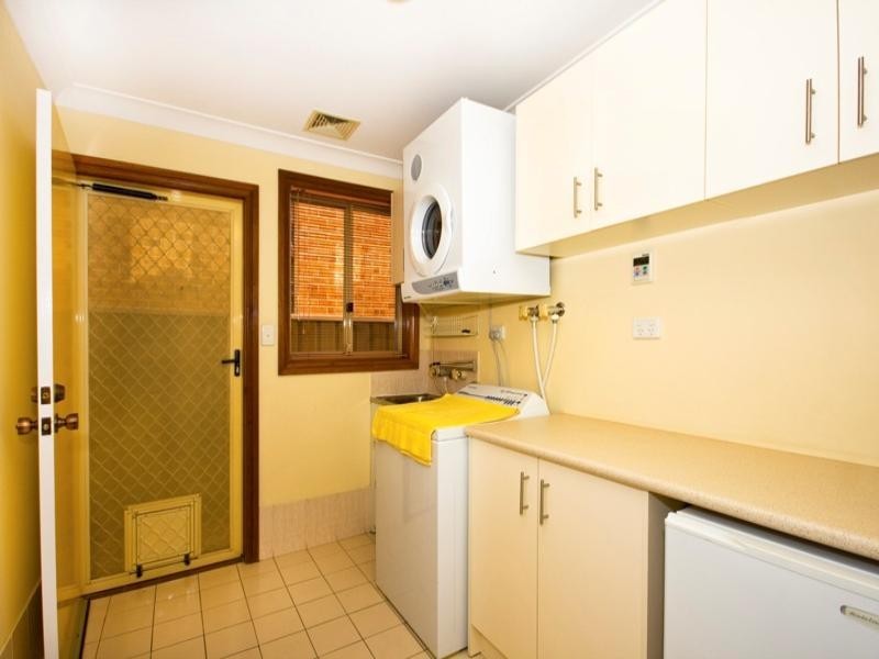 7 Mataro Close, Edensor Park NSW 2176
