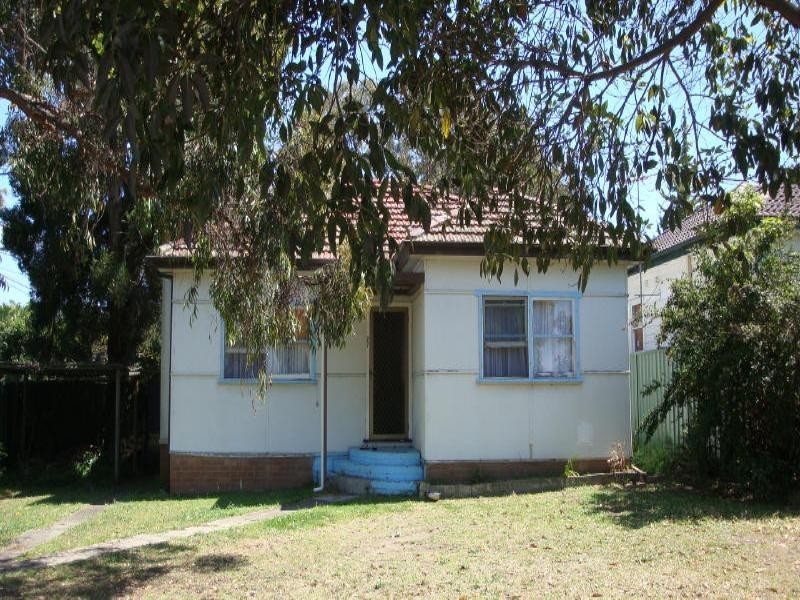 27 Granville Street, Fairfield Heights NSW 2165