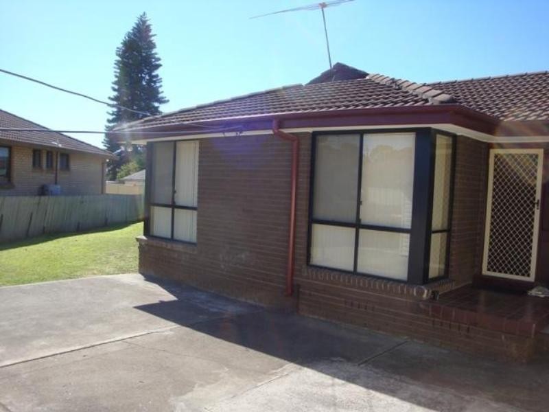 25 Moir Street, Smithfield NSW 2164