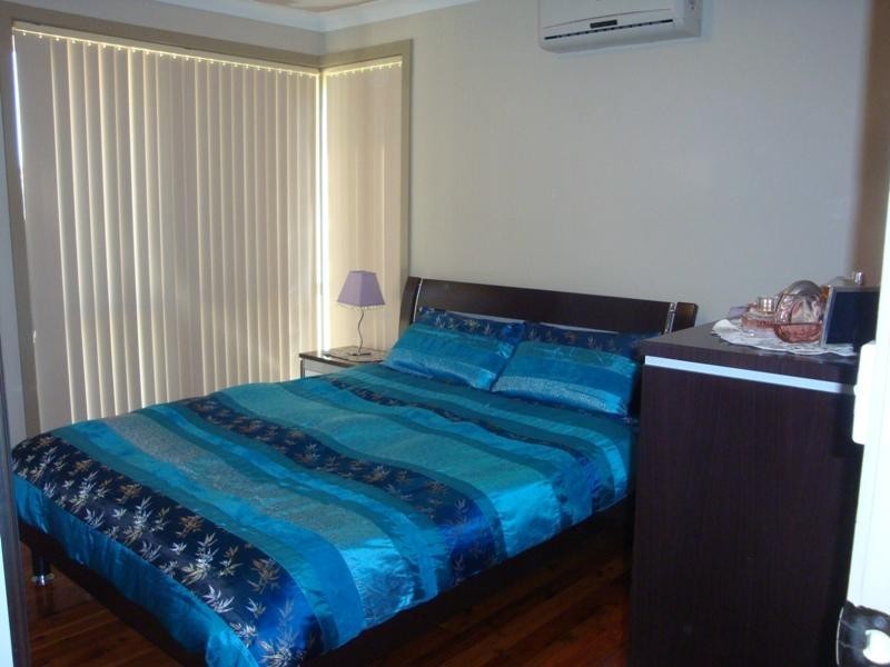 25 Moir Street, Smithfield NSW 2164