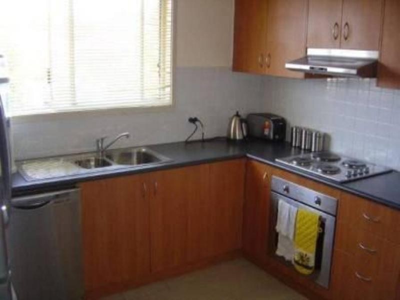 2 Hoyle Place, Greenfield Park NSW 2176