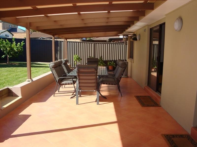 43 Bettong Crescent, Bossley Park NSW 2176