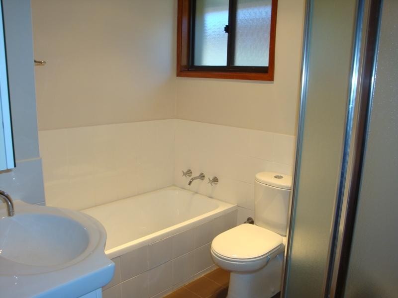 43 Bettong Crescent, Bossley Park NSW 2176