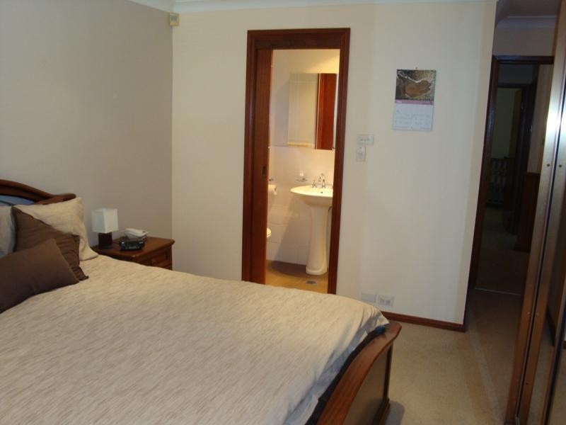 43 Bettong Crescent, Bossley Park NSW 2176