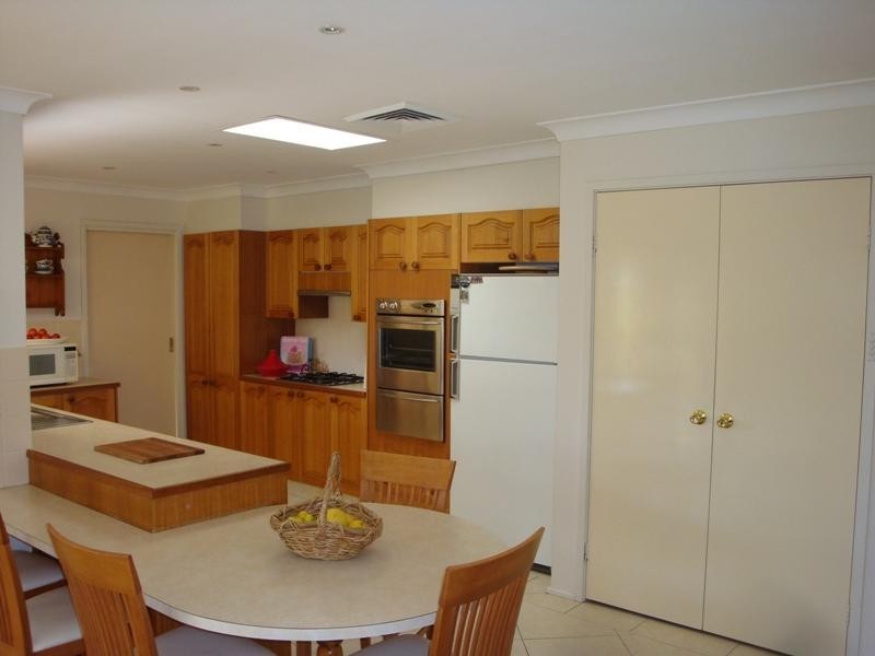 23 Falmer Street, Abbotsbury NSW 2176