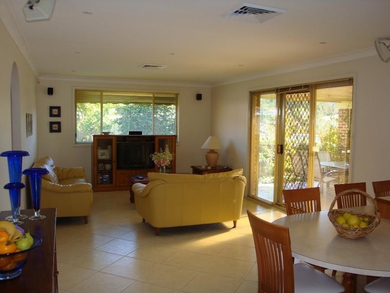 23 Falmer Street, Abbotsbury NSW 2176