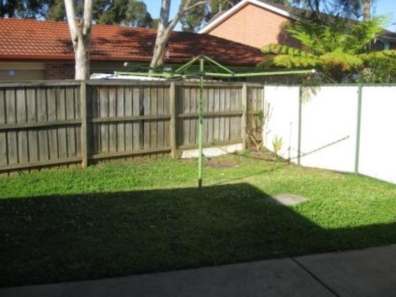 1 Tanami Close, Wakeley NSW 2176