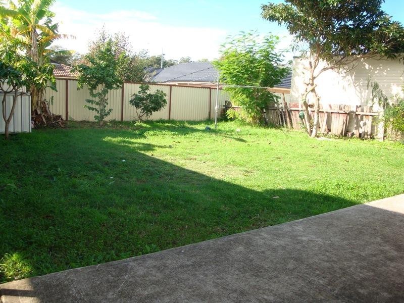 13 Shawnee Street, Greenfield Park NSW 2176