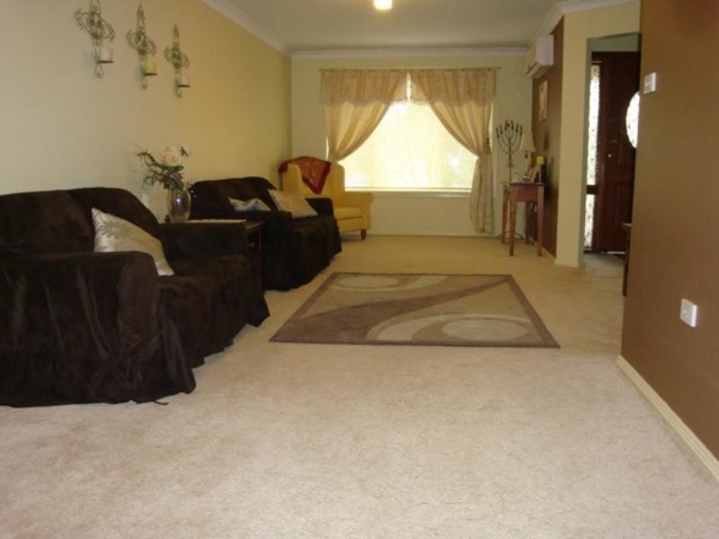 4/21 Condello Crescent, Edensor Park NSW 2176