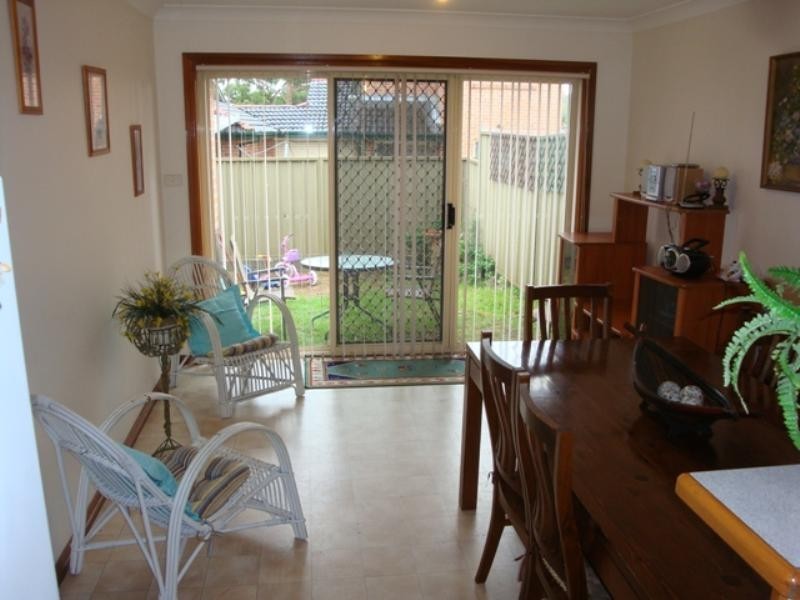 4/21 Condello Crescent, Edensor Park NSW 2176