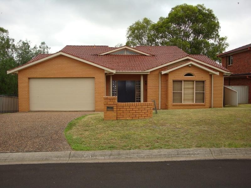 5 Martens Place, Abbotsbury NSW 2176