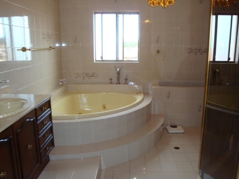 31 McCarthy Street, Fairfield West NSW 2165