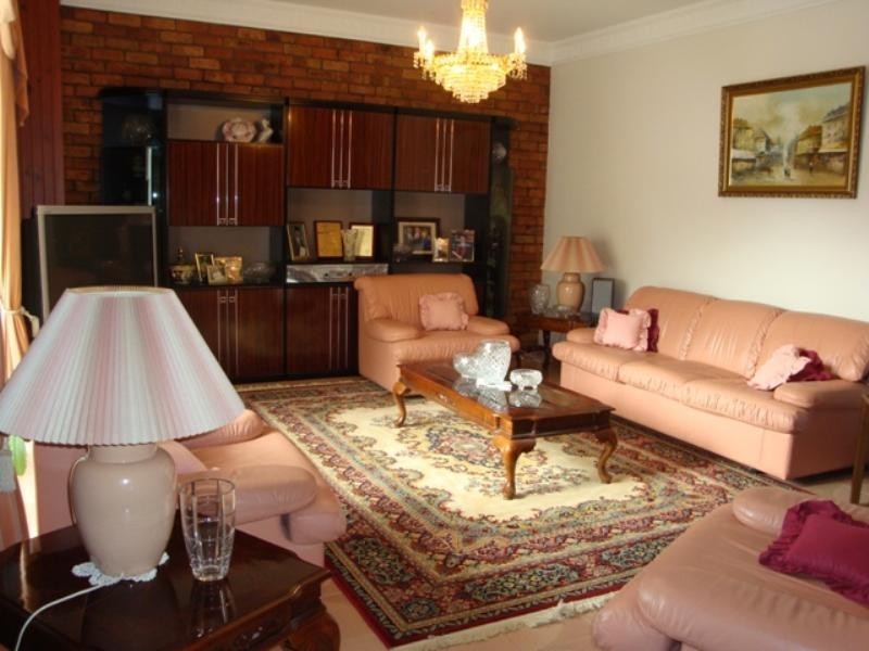 31 McCarthy Street, Fairfield West NSW 2165