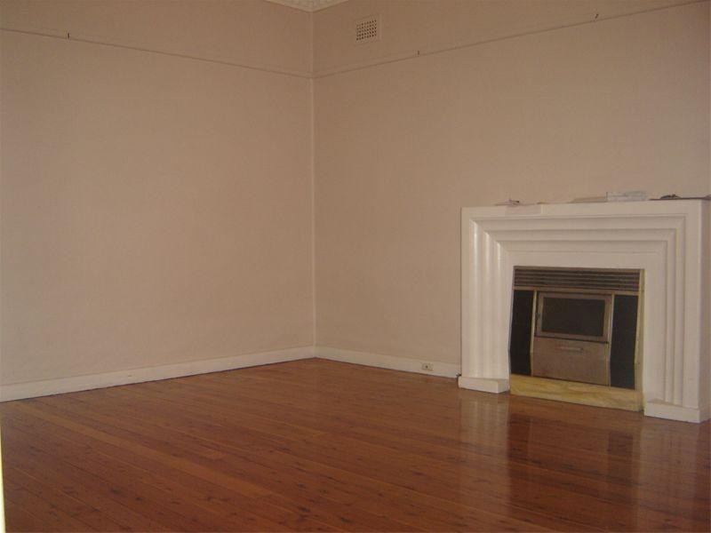 64 Lombard Street, Fairfield Heights NSW 2165