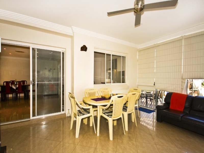 1 Glen Elgin Crescent, Edensor Park NSW 2176