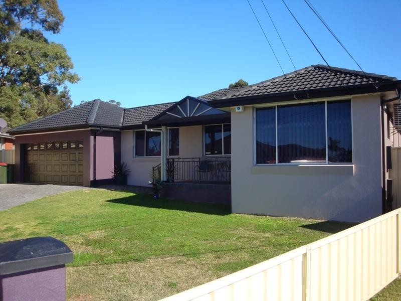 2 Bryant Place, Fairfield West NSW 2165