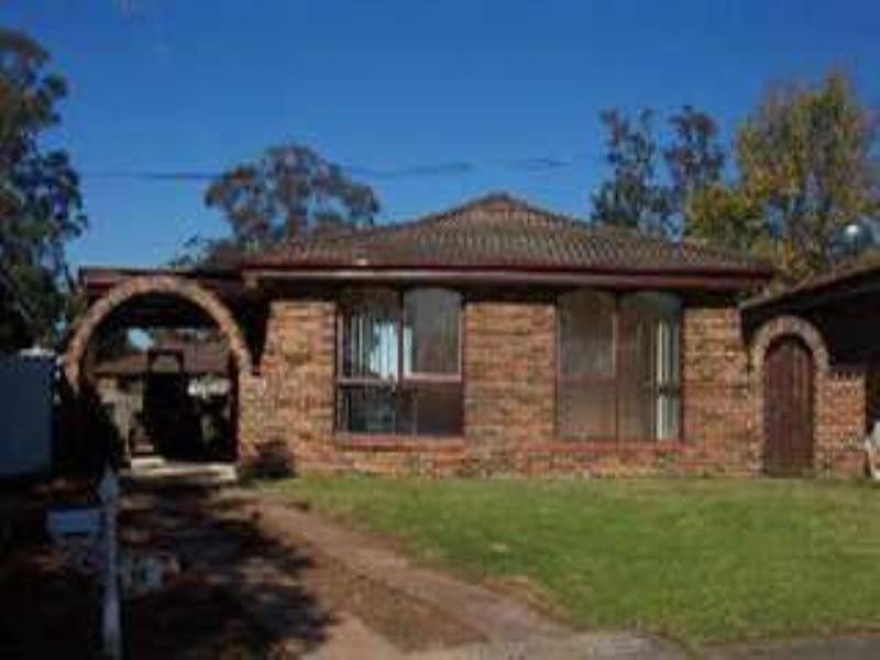 16 Austen Close, Wetherill Park NSW 2164