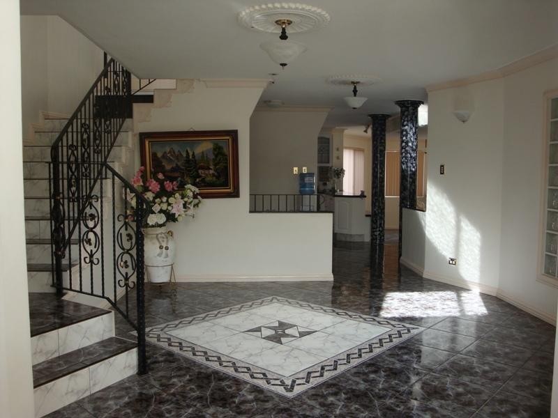 4 Blackwood Close, Bossley Park NSW 2176