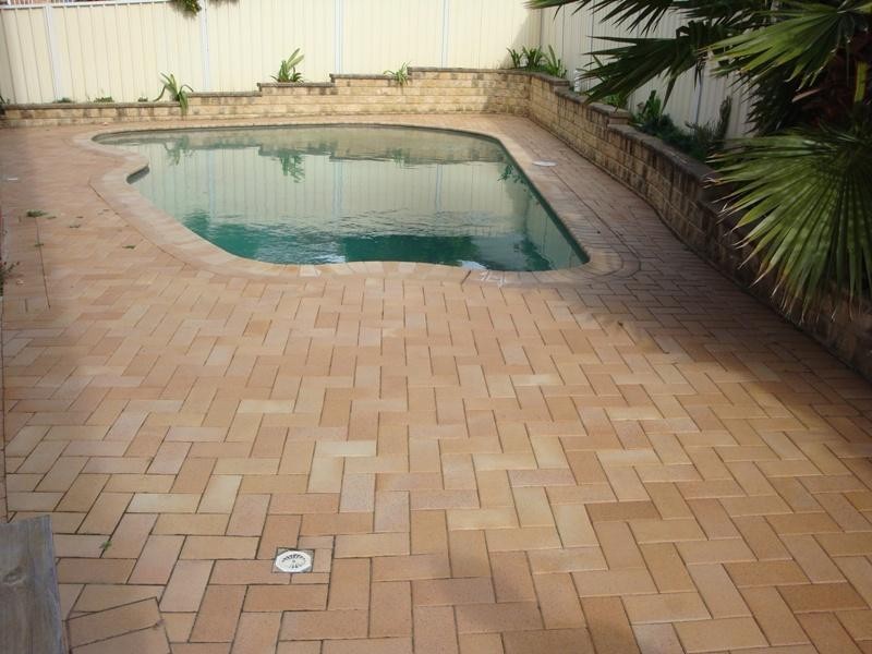 4 Blackwood Close, Bossley Park NSW 2176