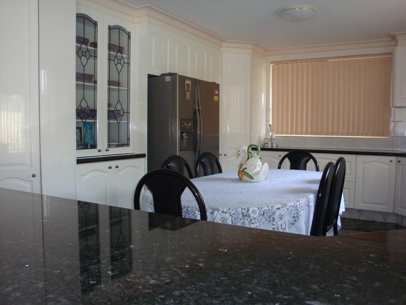 4 Blackwood Close, Bossley Park NSW 2176