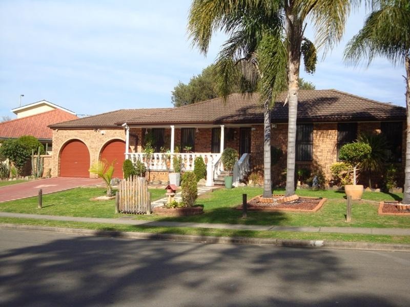 39 Ainsworth Crescent, Wetherill Park NSW 2164