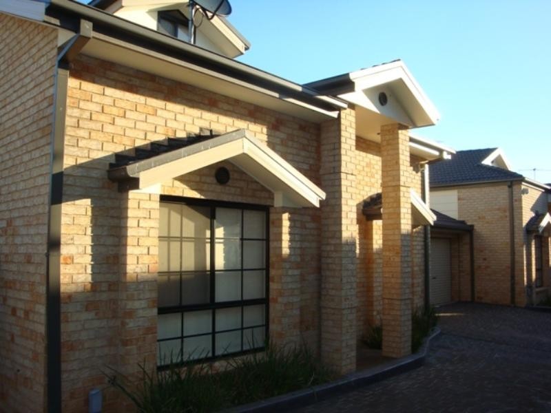 4/21 Oxford Street, Smithfield NSW 2164