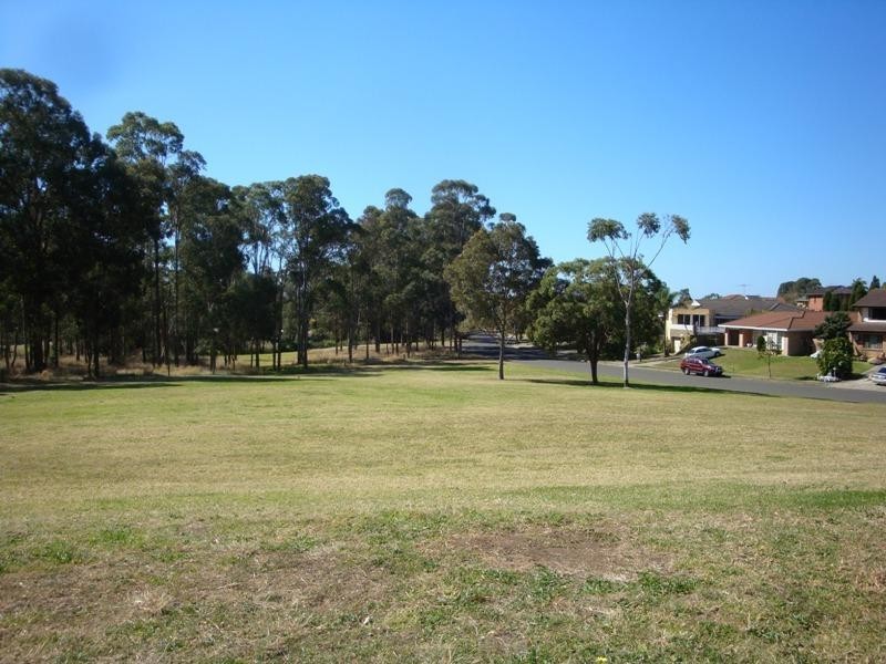 1 Aramon Close, Edensor Park NSW 2176