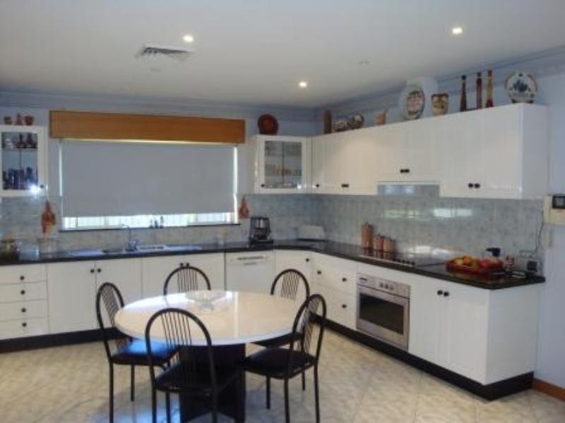 7 Blackwood Close, Bossley Park NSW 2176