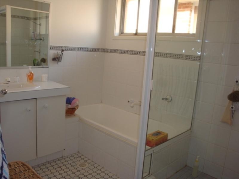 14 Garnet Street, Bossley Park NSW 2176