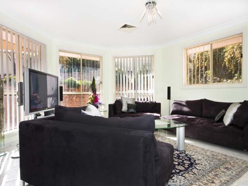 12 Earl Place, Cecil Hills NSW 2171