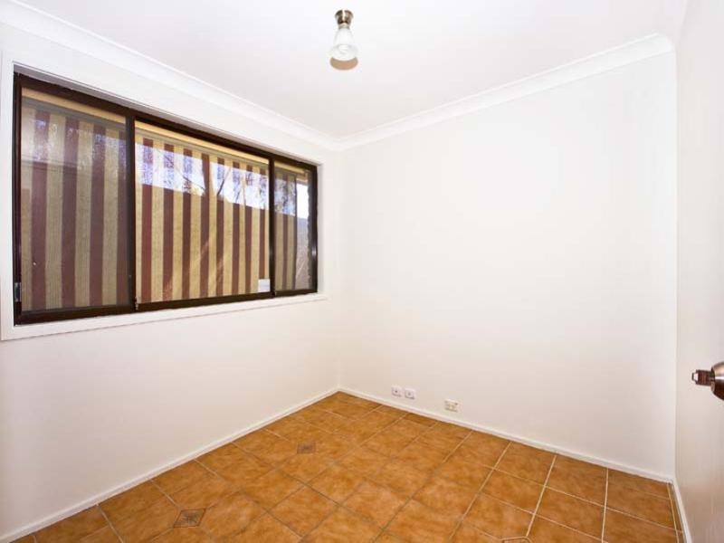 3 Silky Close, Bossley Park NSW 2176