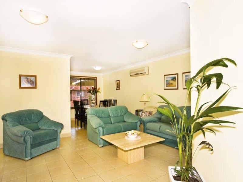 45 Warragamba Crescent, Bossley Park NSW 2176