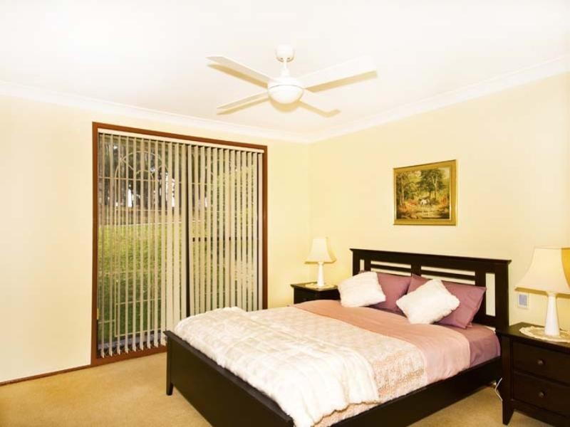 45 Warragamba Crescent, Bossley Park NSW 2176