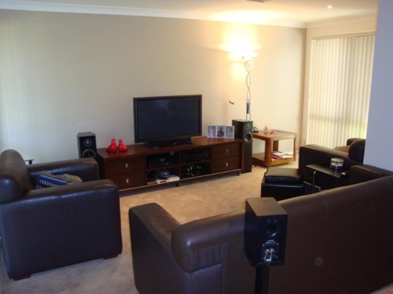 23 Barossa Place, Edensor Park NSW 2176