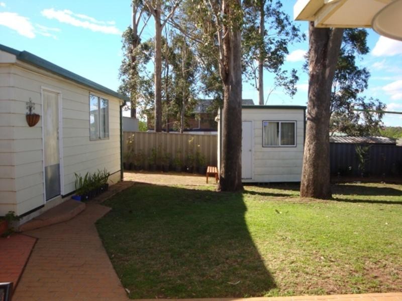23 Barossa Place, Edensor Park NSW 2176
