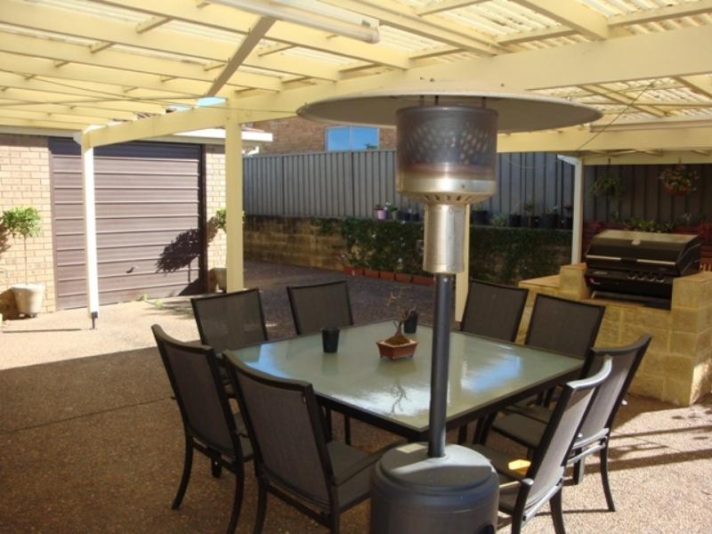 23 Barossa Place, Edensor Park NSW 2176