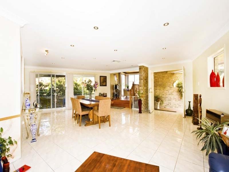 18 Busby Avenue, Edensor Park NSW 2176