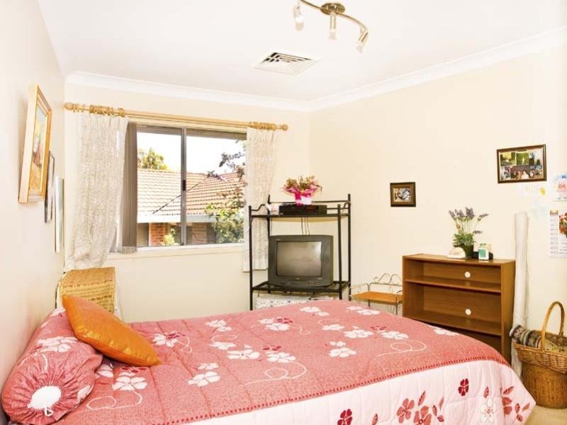 18 Busby Avenue, Edensor Park NSW 2176