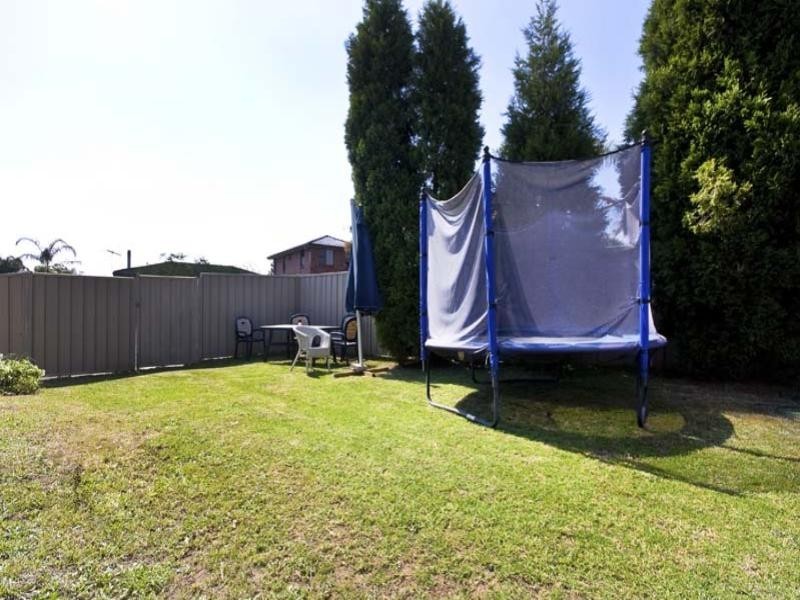 18 Busby Avenue, Edensor Park NSW 2176