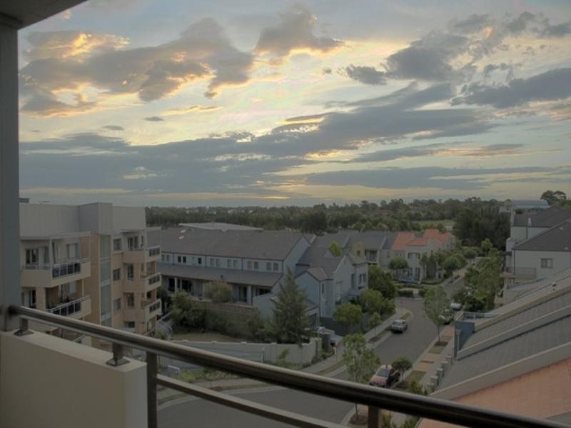 501/10 Refractory Court, Holroyd NSW 2142