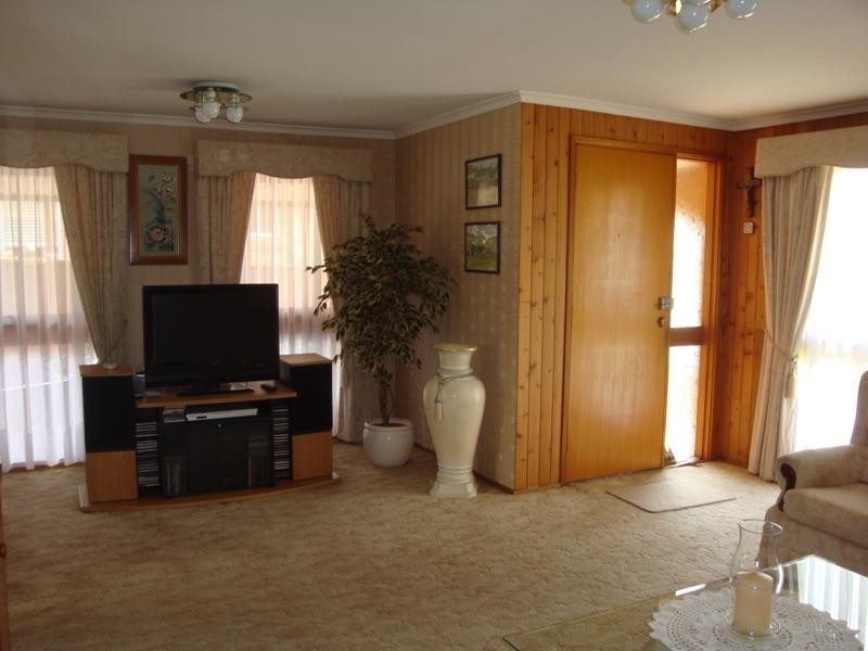 15 Olga Close, Bossley Park NSW 2176