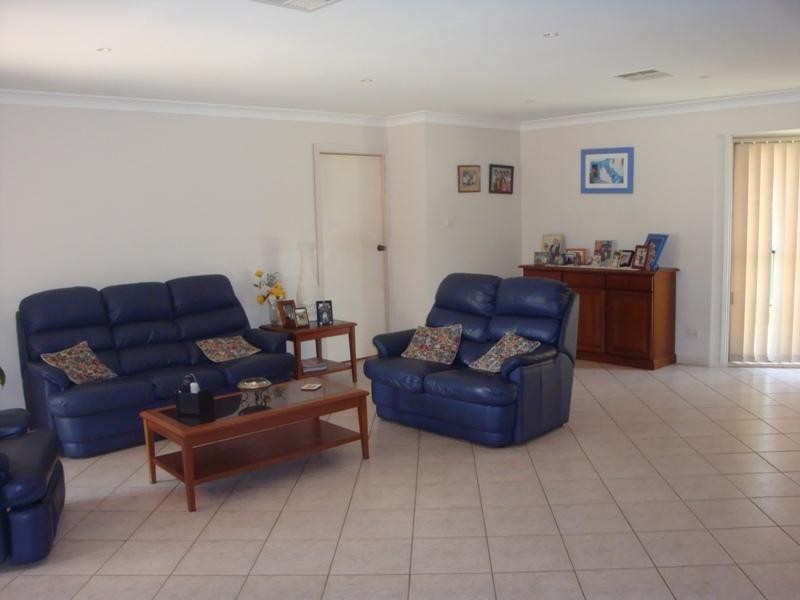 1 Glen Osmond Crescent, Bossley Park NSW 2176