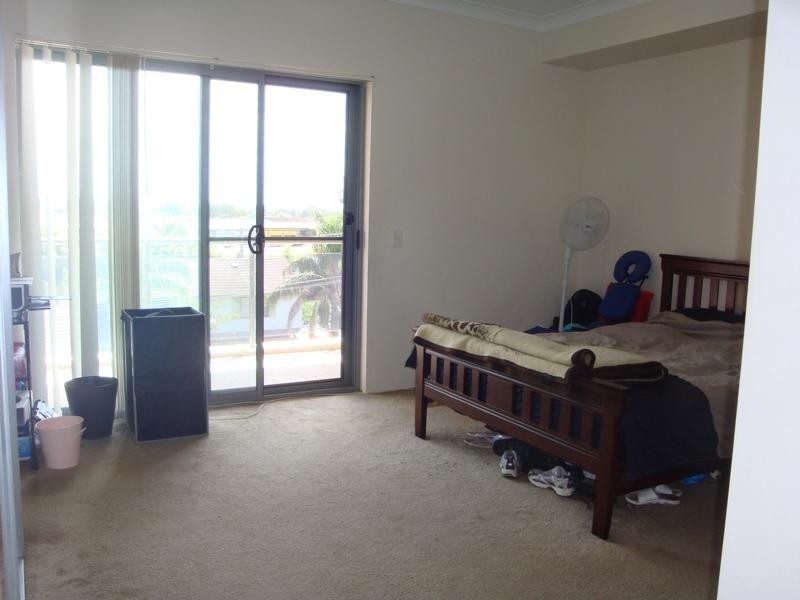 Level 5 15/2 Castlereagh, Liverpool NSW 2170