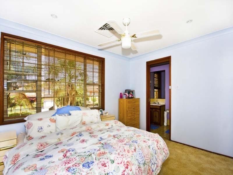 24 Haylen Place, Edensor Park NSW 2176