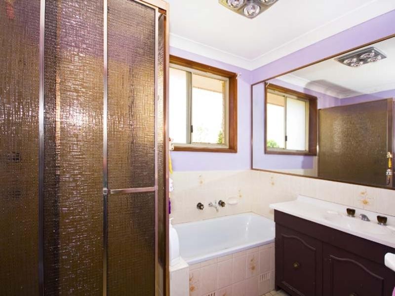 24 Haylen Place, Edensor Park NSW 2176